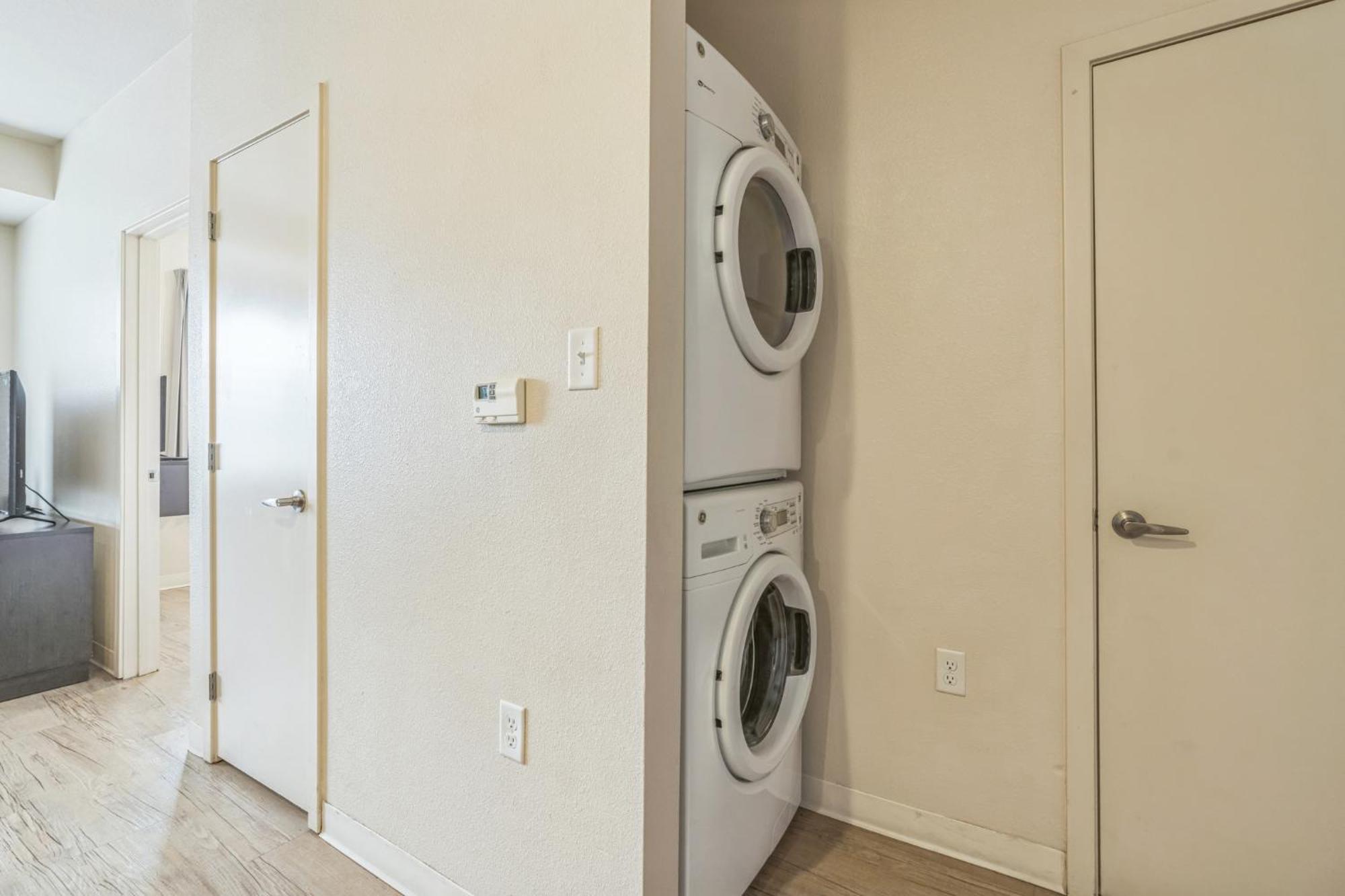 Simplicity At The Rim 1116 Apartment
